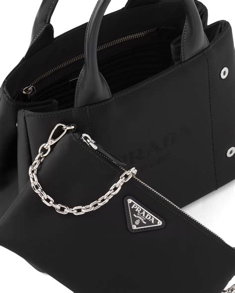 borsa prada shopping bag in nylon con lacci laterali|fratelli prada handbags.